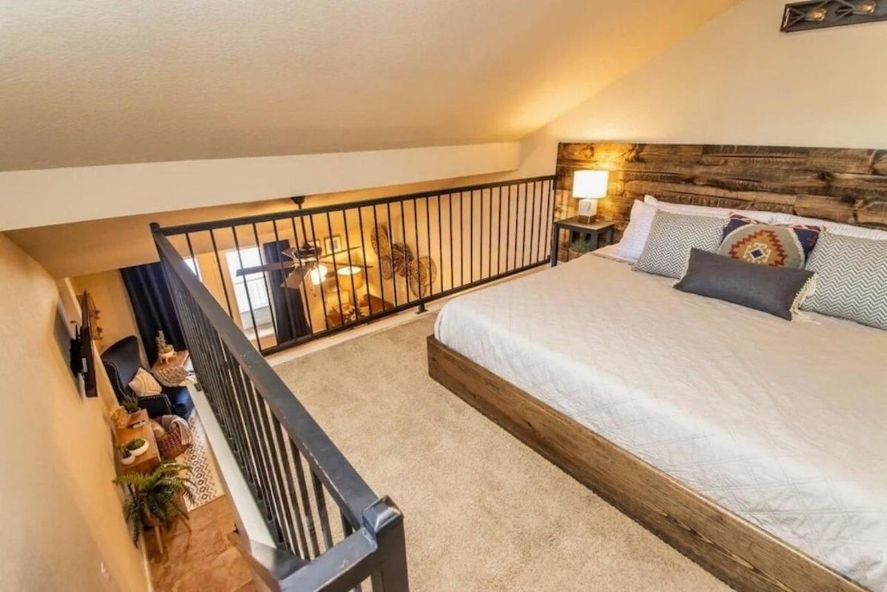 Boho Lakefront Condo With Stunning Views! Hawes Exterior foto